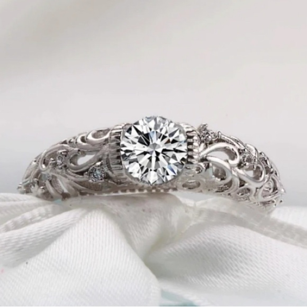 Boho Peak Lora CZ size 8 ring Brand New! - Picture 3 of 4